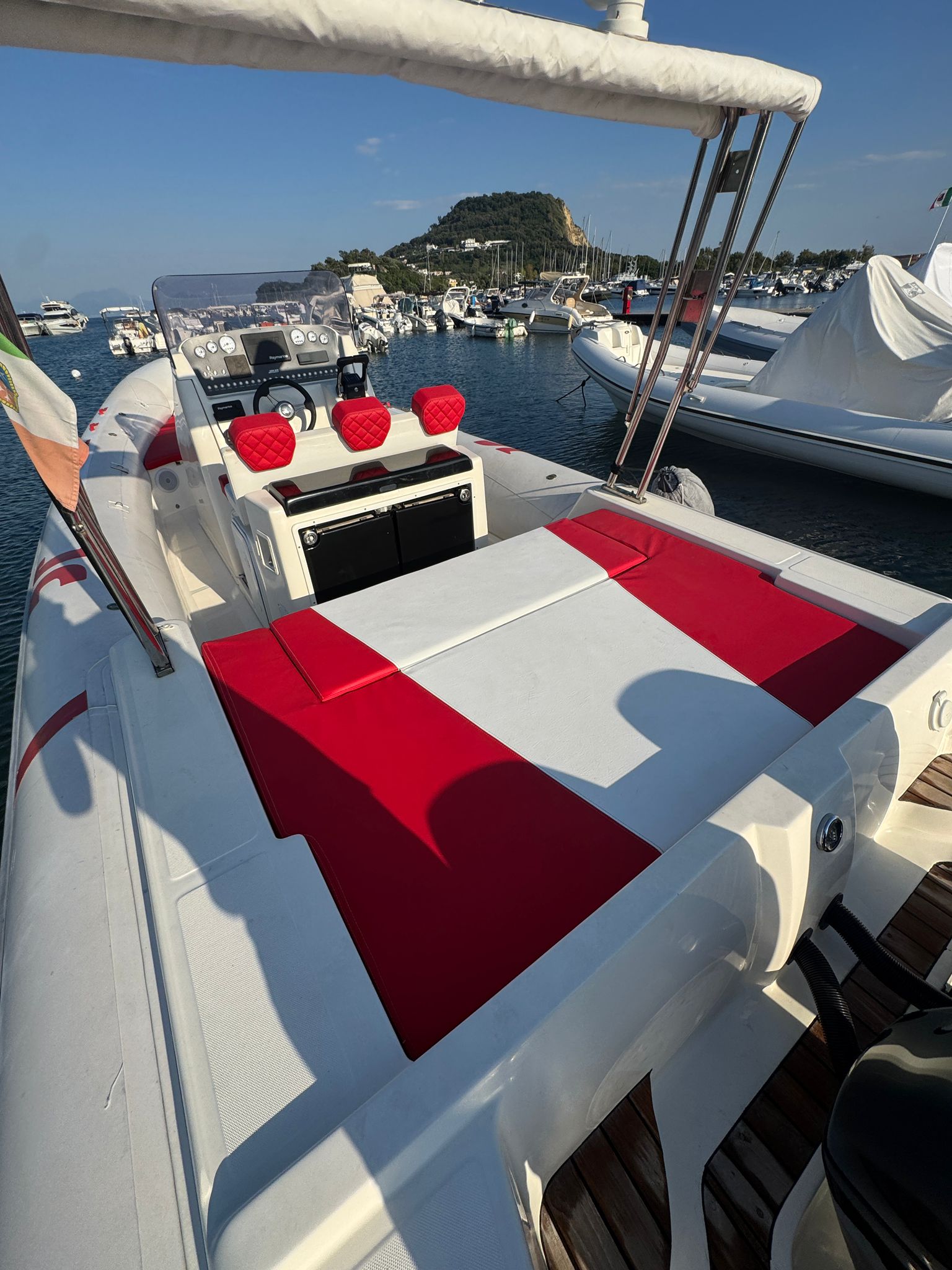 Joker Boat Clubman 30 — vista laterale
