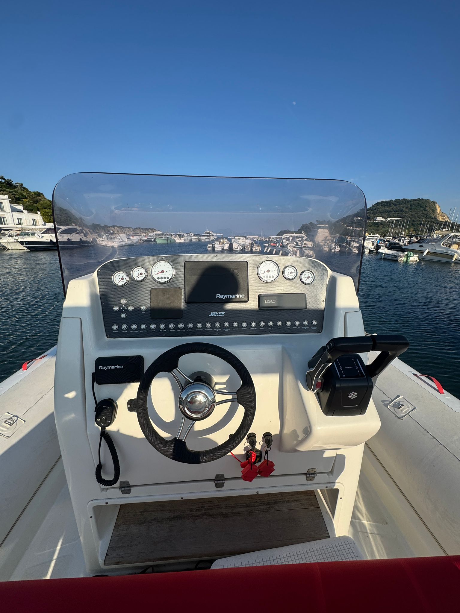 Poppa e prendisole del Joker Boat Clubman 30